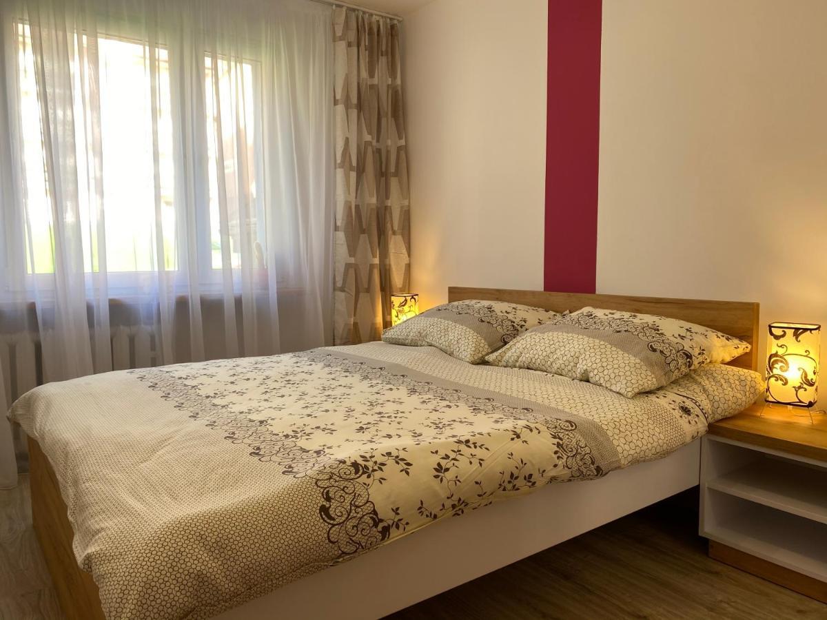 Apartament Martynka ชกลาร์สกา ปอเรมบา ภายนอก รูปภาพ